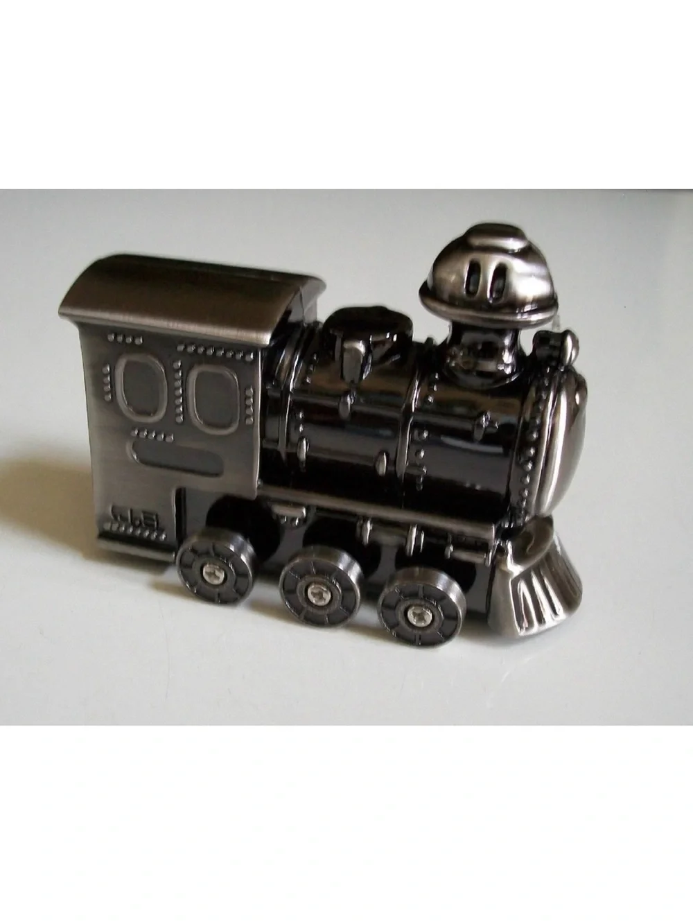 Number Dial TRAIN ENGINE CLOCK Mini collectible Desk Clock With Box